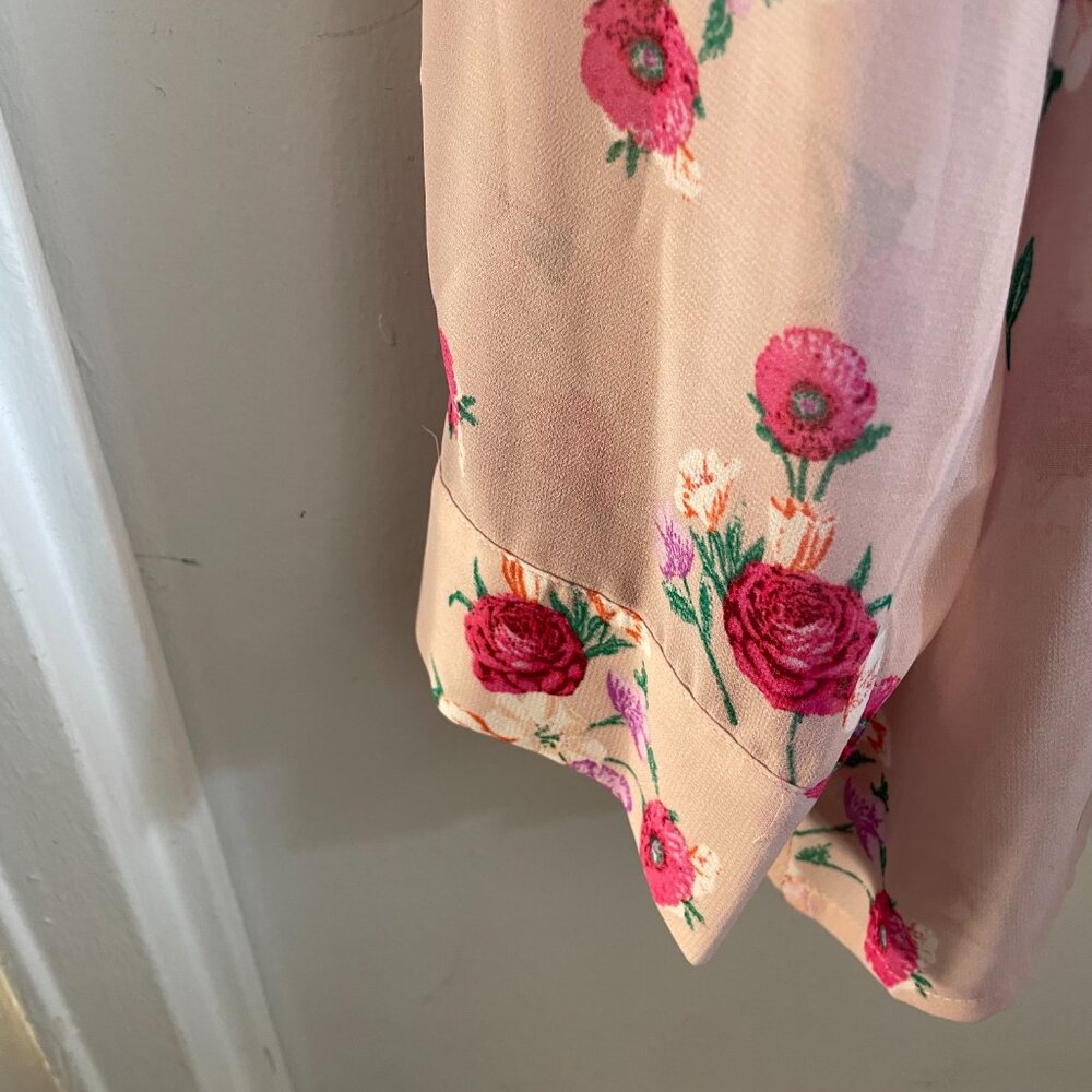 NWT Express Floral Sheer Blouse - size XL - Picture 4 of 10